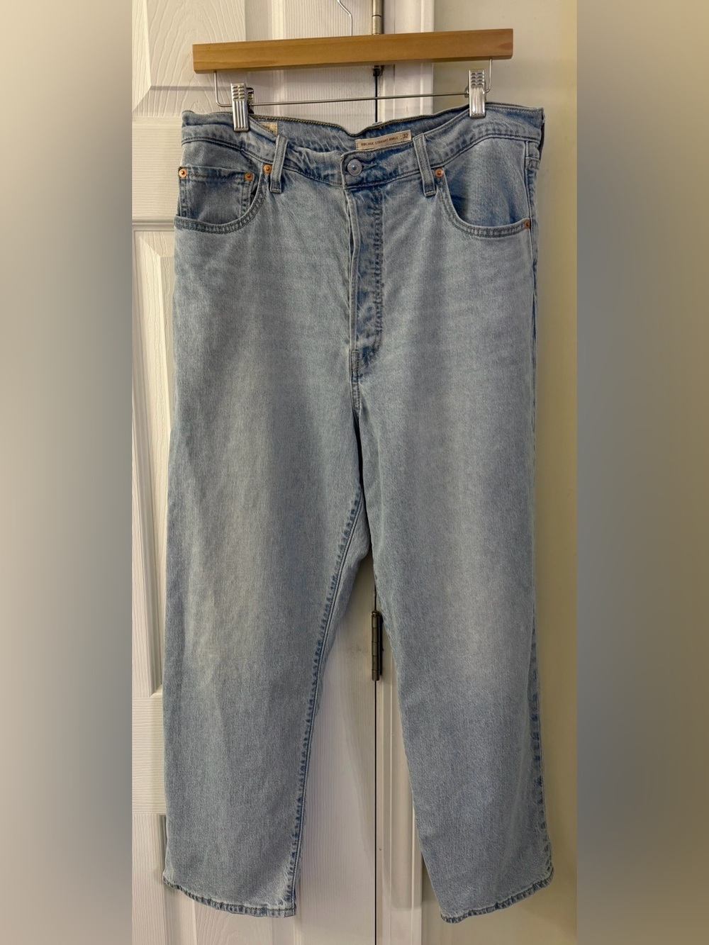 Levi’s Ribcage Straight Ankle Jeans